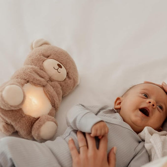 Nuby Peluche Biscuit Bear - Orsetto che respira davvero ! Aiuta la ninna nanna del tuo bimbo 0m+