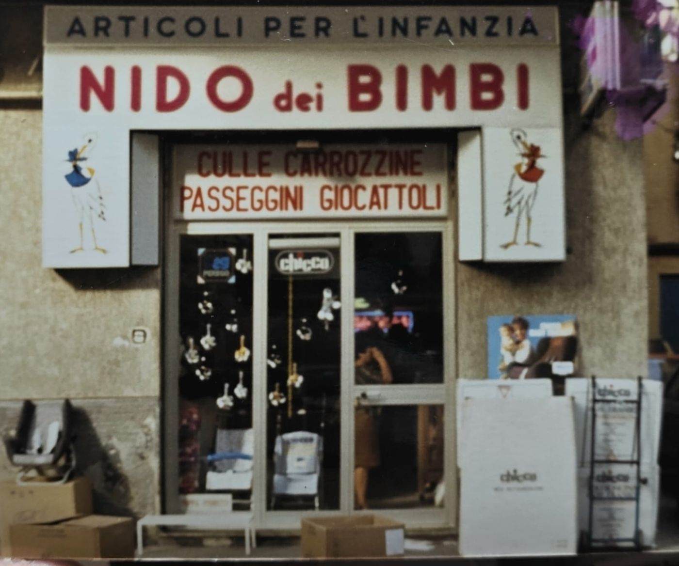 Via Petrone, 1988