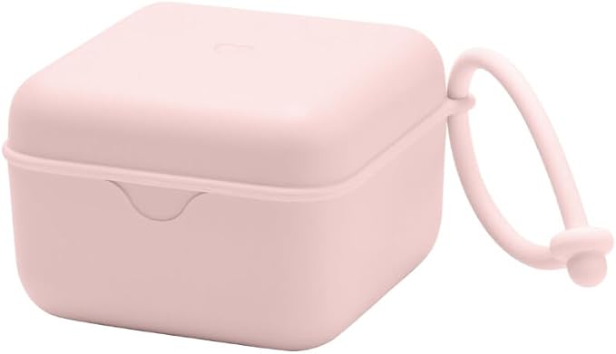 Bibs Pacifier Box Porta Succhietto con cinturino e custodia sterilizzante. Materiale alimentare 100% privo di BPA. Prodotto in Danimarca.